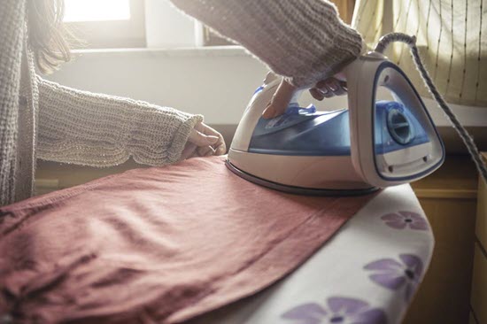 how to iron polyester