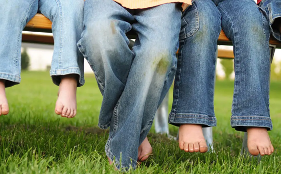 how to prevent getting grass stains on jeans